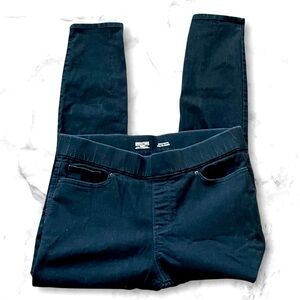 Levi’s Pull On Skinny Jeans sz 14